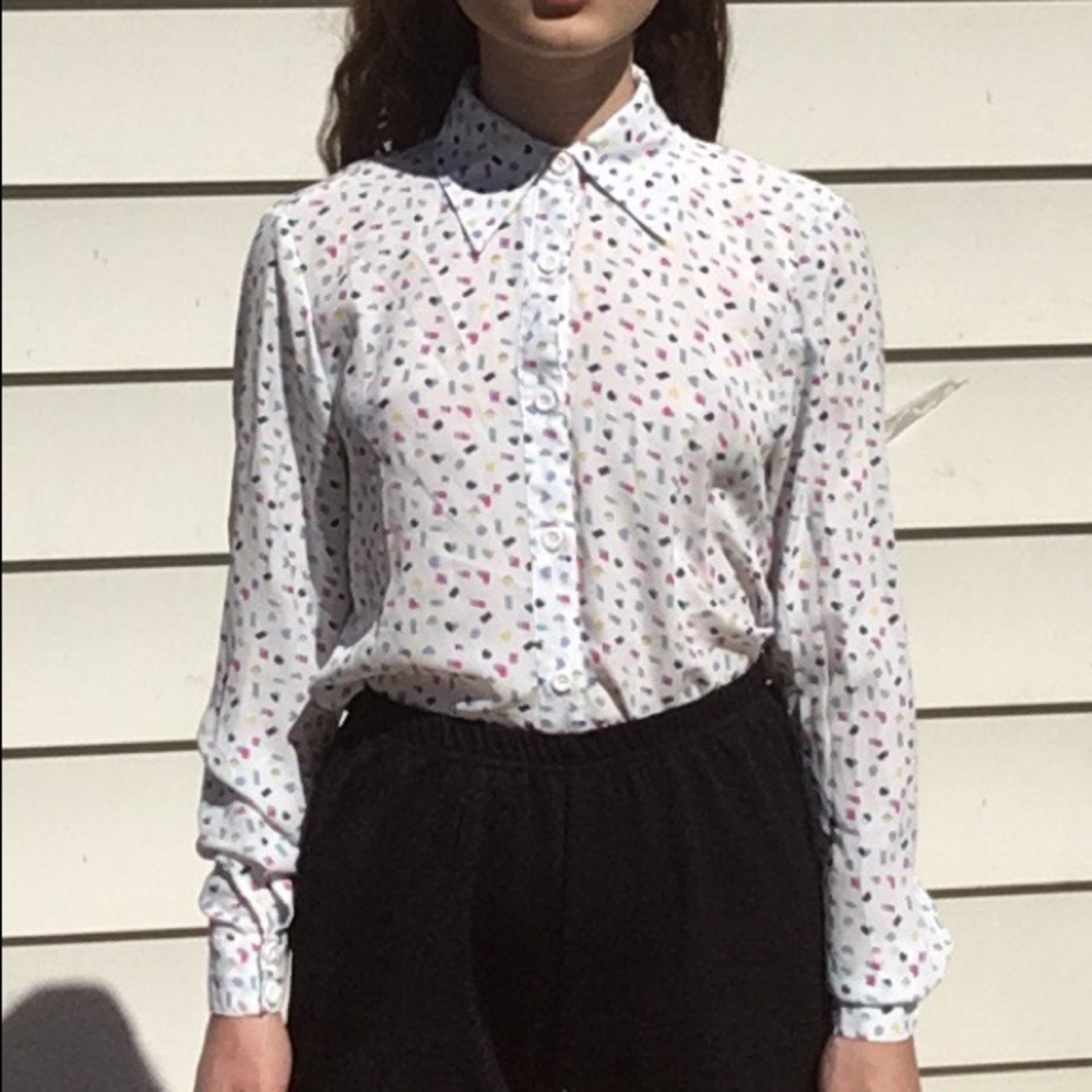 GEOMETRIC BLOUSE